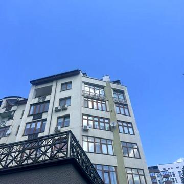 Продаж 3-х кімн. квартири 103 м2 в новобудові вул. Мєчнікова