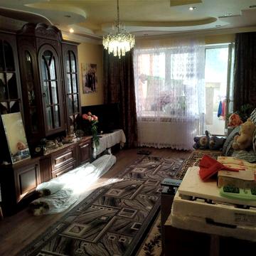 Продам 4 кімнатну квартиру в Новому районі.