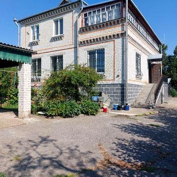 Продам гарний будинок в с.Бережинка