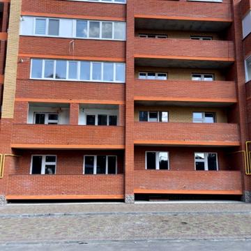 Пров.Тарнавського, 4