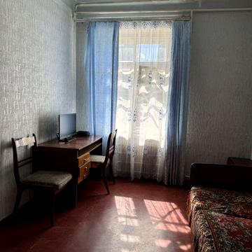 Продам 3-х комнатну квартиру біля центрального ринку