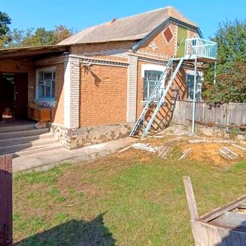 Продаж будинку з гаражем і ділянкою 70 сот, с. Тростянець