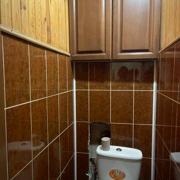 Продам 2к центр .кирпич