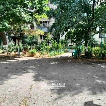 Терміновий продаж! 3-х кімн квартира 7 станція Фонтану 66м 45000у.о