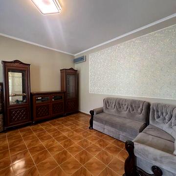 Довгострокова оренда 3к Дім Новака вулиця