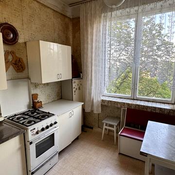 Чоколівський бульв., 30
