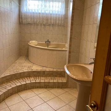 Довгострокова оренда 4к Квартира Наукова вулиця