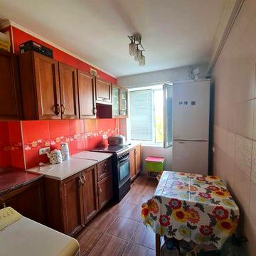 Продаж 2 кімнатної квартири, Площа Перемоги.