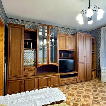 Ентузіастів, 6