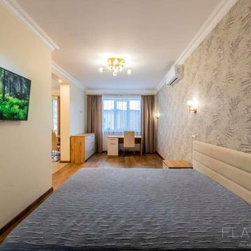 Пріорська вул. (Полупанова), 16