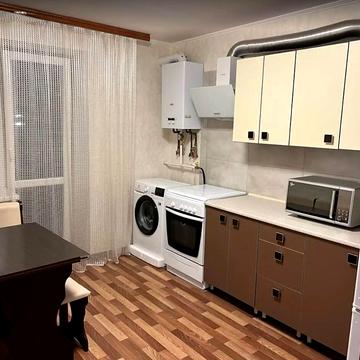 Миколаївська вул., 15