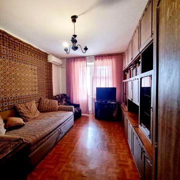 Сдам 1 комнатную на Красном Камне!