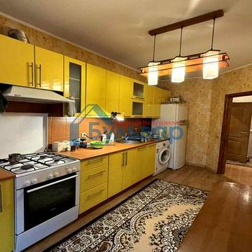 3к квартира, 64 м2, цегла, ТЕПЛОЛІЧИЛЬНИК, зуп.Фурманова