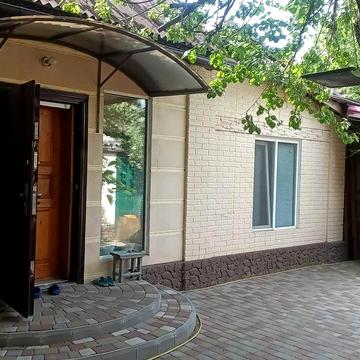 Продається будинок в м. Підгородне