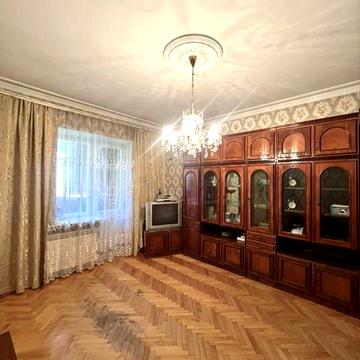 Продается 2 ком квартира в Александровском р-не по ул Жуковского