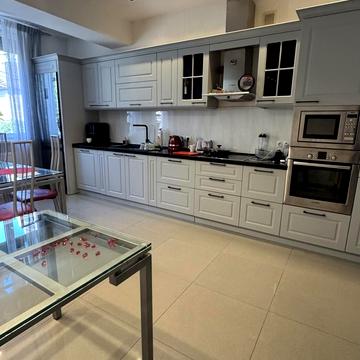 Стильний таунхаус на Велинкому Фонтані біля моря