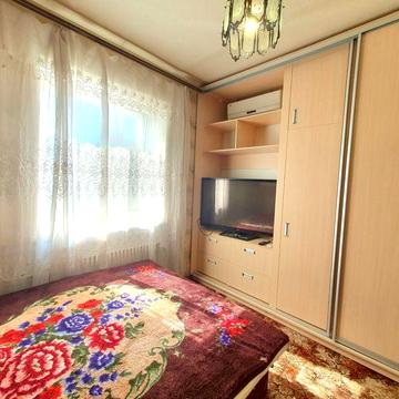 Сдам  3х к.кв метро Вокзальная