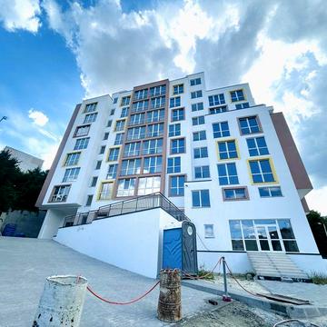 Без % вул.Очеретяна 2 кім 61м 75000$