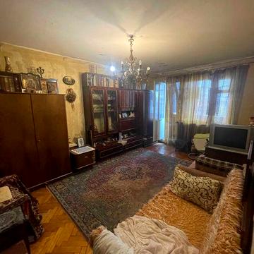Продам 2-х ком. кв. м. Масельского. пр-т. Героев Харькова 254.