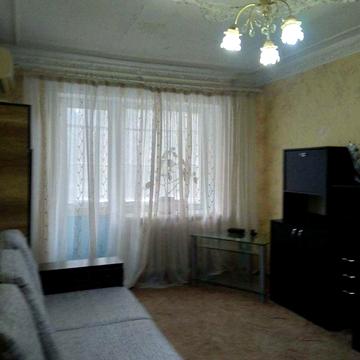 Сдам 2 к. квартиру р-н 16 больницы, пр. Б. Хмельницкого, свободна