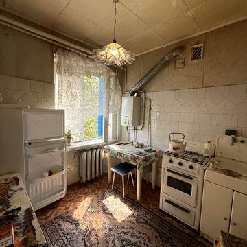 Продам 2х комнатную квартиру на пл.Освобождения