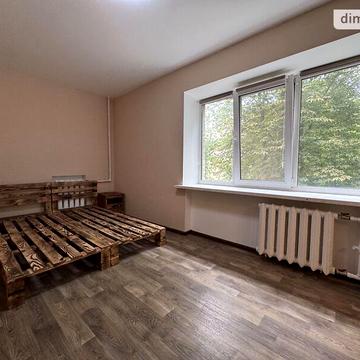 Довгострокова оренда 3к Квартира Кленова вулиця