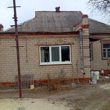 Продам 2 дома на одном участке, один дом жилой, второй требует ремонта