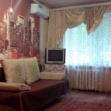 Продам 1 кімнатну квартиру жм Тополя в гарному місці
