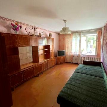 Продам 3-х кімнатну квартиру, вул. Молодіжна