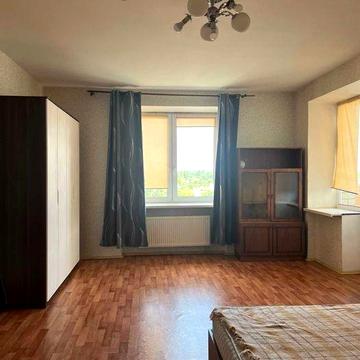 Здам 3кімнатну квартиртиру Алматинська 8\13ц 101/57/15 косметика