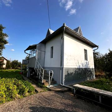 Ромашкова, 15