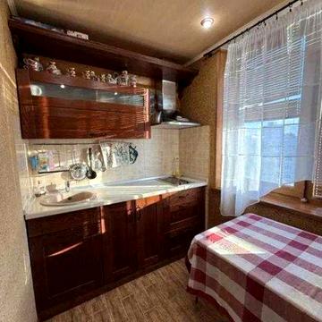 Продам 2 ком. кв. с кап. ремонтом пр. Победы