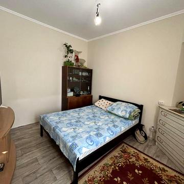 Продам 2 кк, В.Морська-Артилерійська