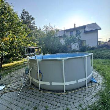 Здам будинок  в лісі  з банею