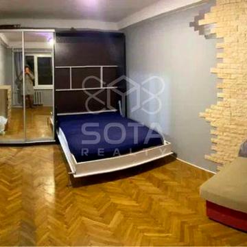 Затишна 1к квартира, вул. Вінстона Черчілля 16А, метро Дарниця пішки
