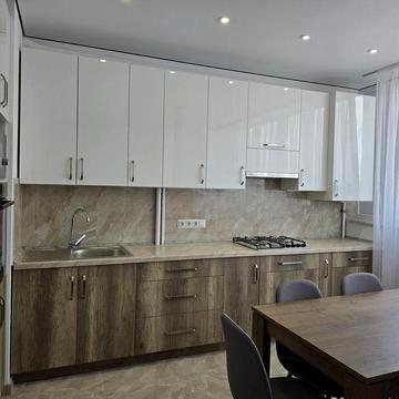 Оренда стильної 1,5км квартири в центрі міста.