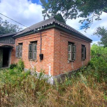 Добротний будинок в селі Марянівка.