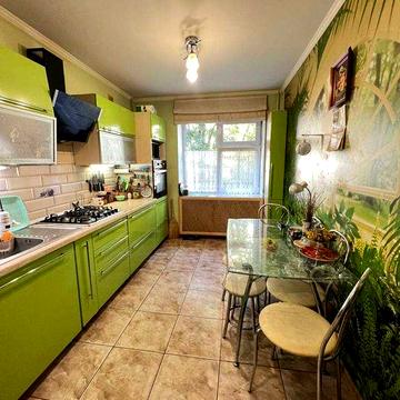 Продаж 4 кім квартири з ремонтом, вул.Мазепи(поруч ТРЦ Спартак)