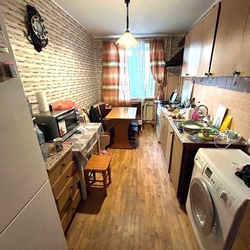 СРОЧНАЯ ПРОДАЖА! 3 к. квартира в кирпичном доме. Ильфа Петрова/ Глушко