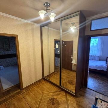 Архітекторів вул., 20