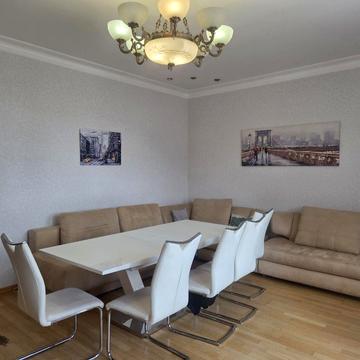 Євгена Коновальця вул. (Щорса), 32-Б