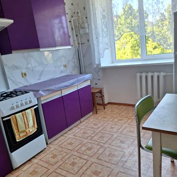 Захисників України вул. (1-го Травня), 6б