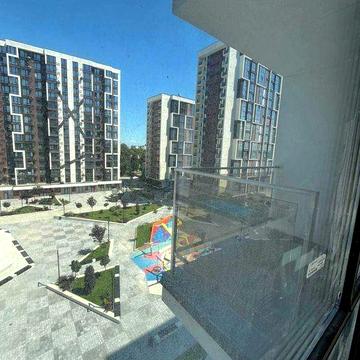 Здана 1кім квартира біля міського озера