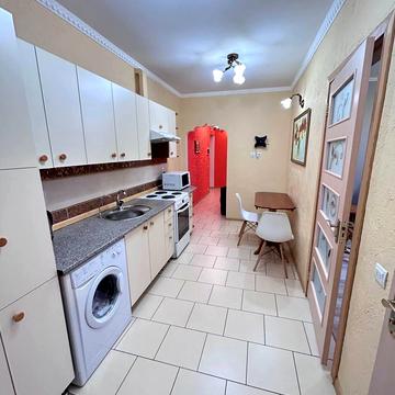 Роганська вул., 130/2