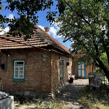 Продам будинок смт. Томаківка