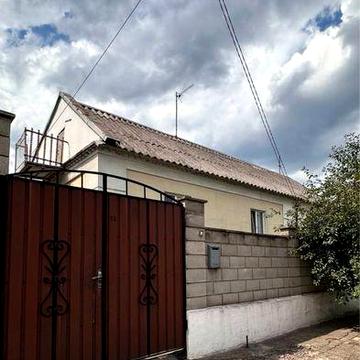 Будинок для родини у Камʼянському