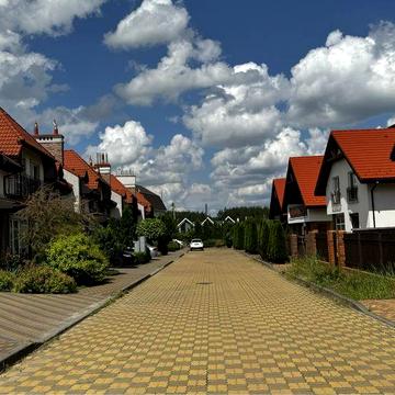 Ірпінь Будинок з ремонтом та гаражем