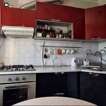 Запорізька вул., 9