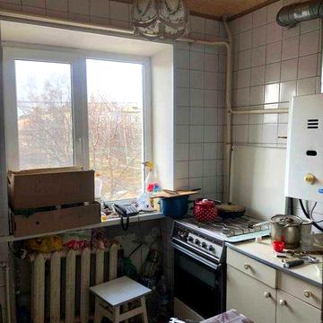 Продам 1 ком.кв. в пгт. Эсхар,  Чугуевский район. 2/5