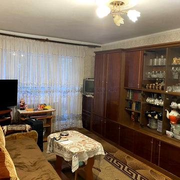 Здам 3-ох кімнатну квартиру в центрі міста